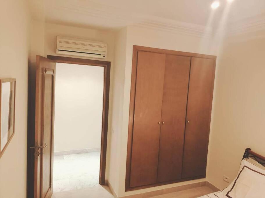 Tres Bel Appartement Idealement Place Ла-Марса Экстерьер фото
