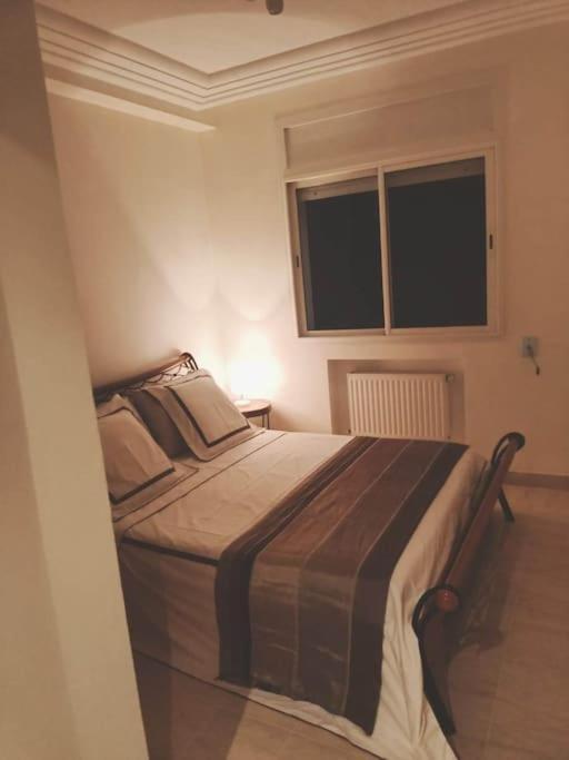 Tres Bel Appartement Idealement Place Ла-Марса Экстерьер фото
